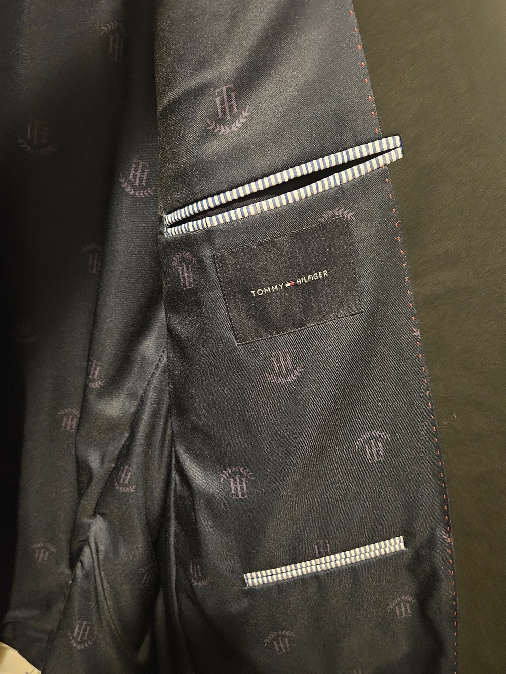 Tommy Hilfiger Men's Black Two-Piece Suit - Picture 2 of 4